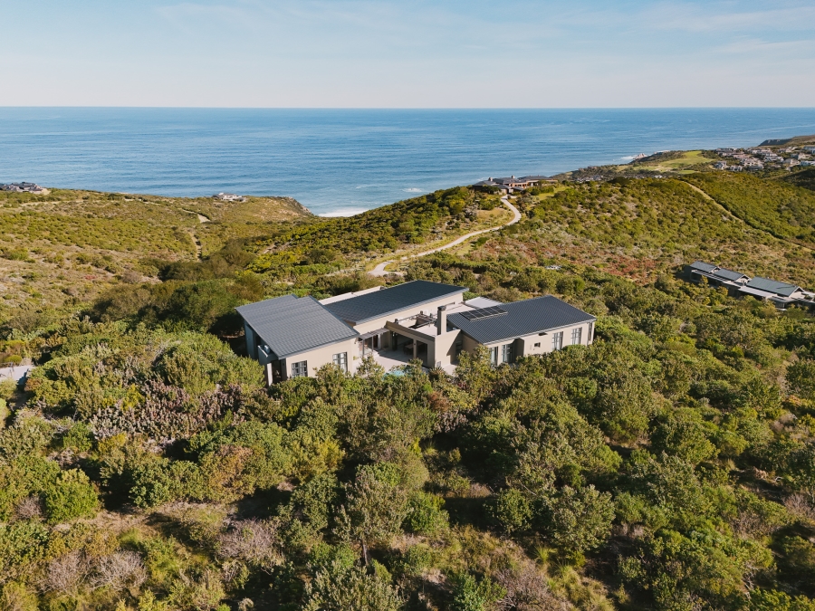 5 Bedroom Property for Sale in Pezula Private Estate Western Cape